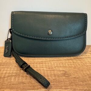 Coach Green Leather Wristlet Clutch with Strap